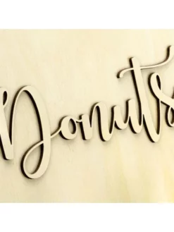 Mur De Donuts En Bois -BEAUTIFUL BRIDE SHOP Ventes 062 7132 houten donut wall forest wedding 2