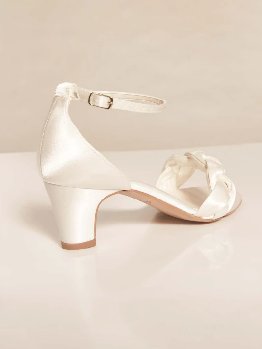 Avalia Agnes Chaussures Mariage 3 Avalia Agnes Chaussures Mariage – Image 3