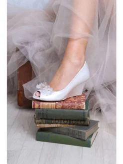 The Perfect Bridal Company Chaussures De Mariée Flora Satin -BEAUTIFUL BRIDE SHOP Ventes flora with damson img 4466 1