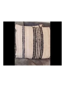 Pomax - RAIA - Coussin - Coton- Longueur 60 X Largeur 40 Cm - Beige 5 Pomax - RAIA - Coussin - Coton- Longueur 60 X Largeur 40 Cm - Beige -BEAUTIFUL BRIDE SHOP Ventes hqdefault 21 32