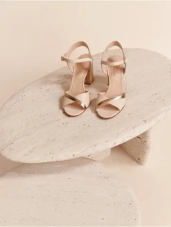 Content Luna Chaussures Mariage Blush Bronze -BEAUTIFUL BRIDE SHOP Ventes mc luna blush 8